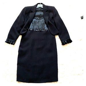 Tahari black cocktail dress w/jacket. The detail!